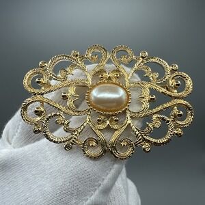 Vintage Premire Designs Costume Jewelry Brooch Pin #832